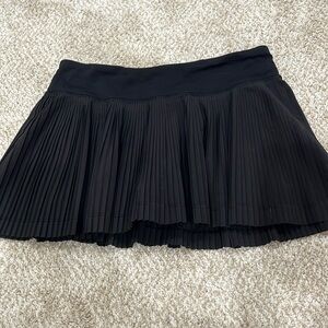 Lululemon pleated skort